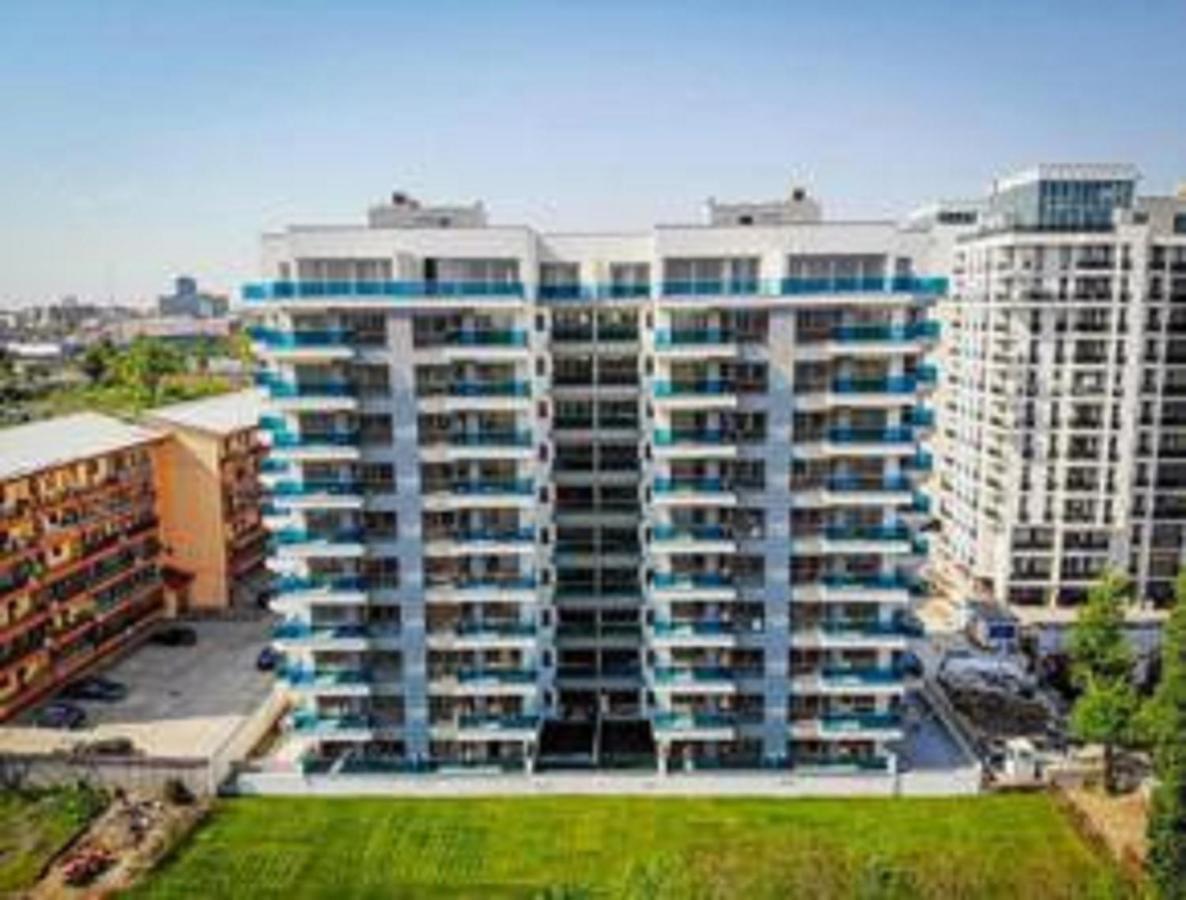 Grand Look & Best Location For Business On 부쿠레슈티 외부 사진