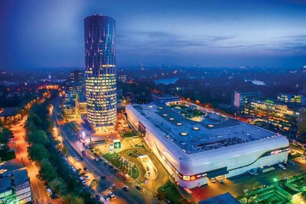 Grand Look & Best Location For Business On 부쿠레슈티 외부 사진