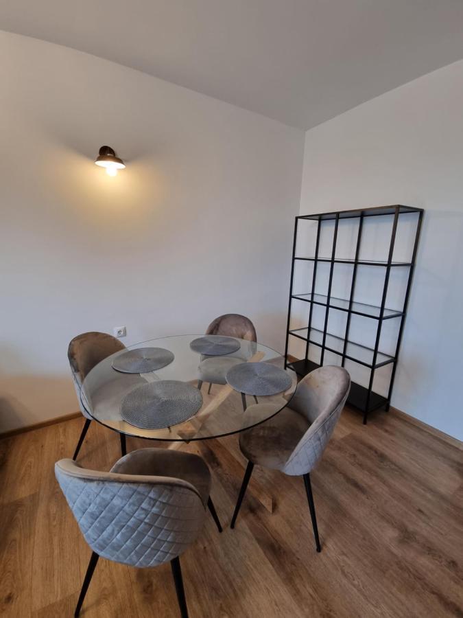 Grand Look & Best Location For Business On 부쿠레슈티 외부 사진