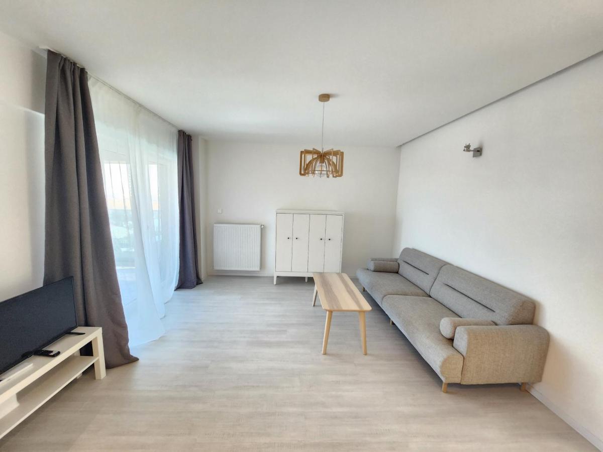 Grand Look & Best Location For Business On 부쿠레슈티 외부 사진