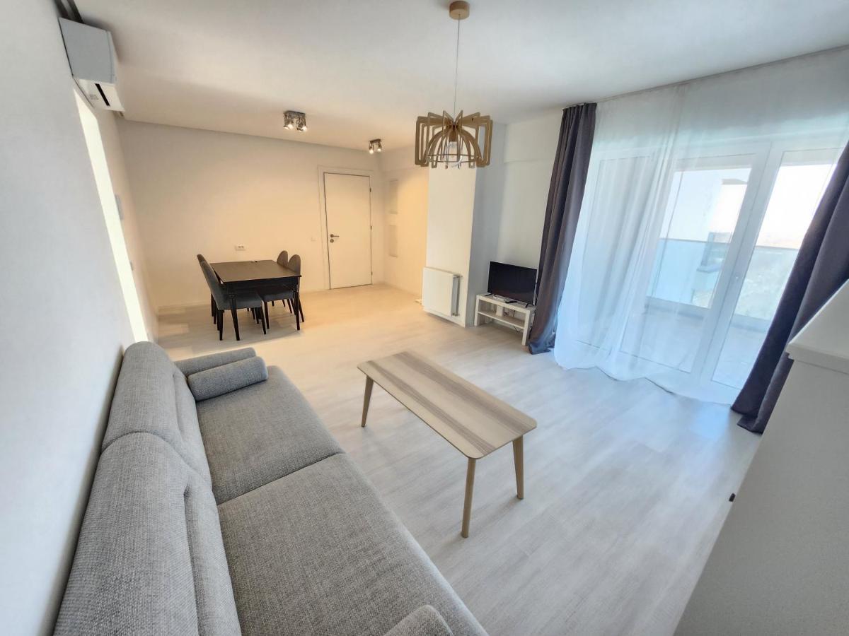 Grand Look & Best Location For Business On 부쿠레슈티 외부 사진