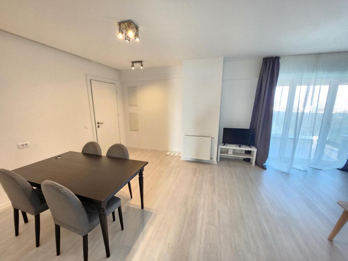 Grand Look & Best Location For Business On 부쿠레슈티 외부 사진